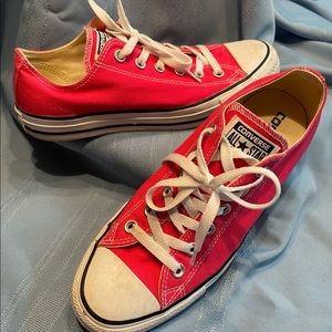 Womens converse size 9